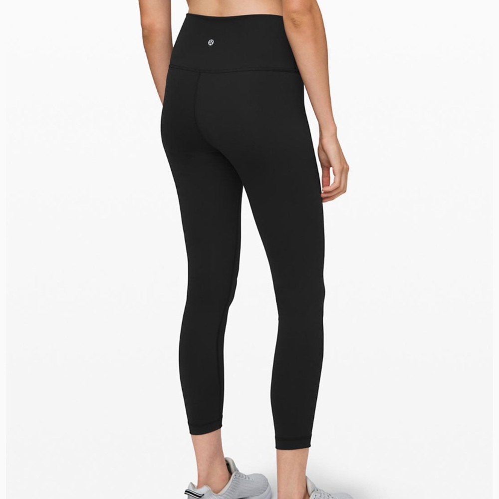 Lulu lemon Wunder Under Cropped Leggings